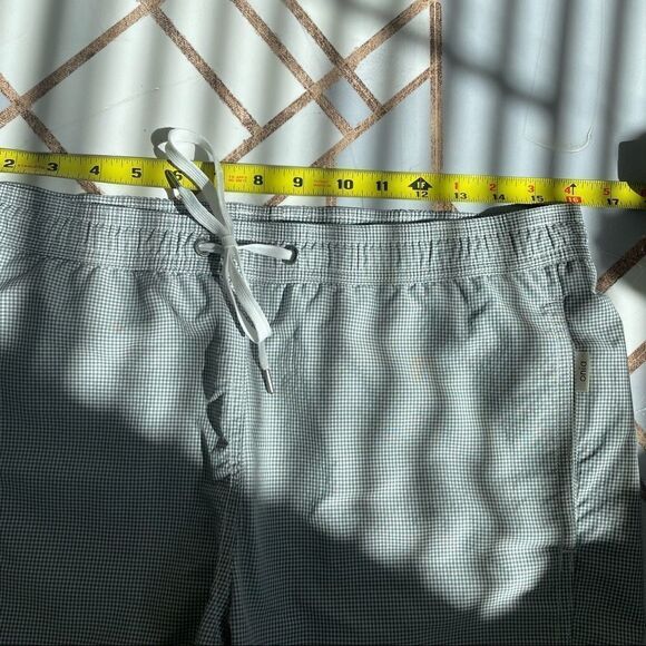 ONIA Men’s Swimsuit Board shorts - Picture 4 of 8